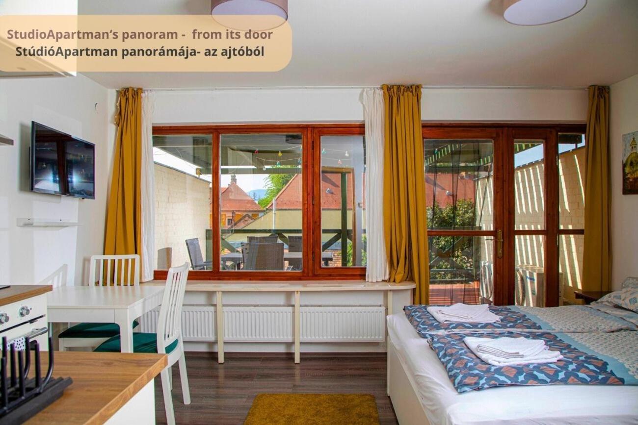 Tulip Home Guest House Vác Dış mekan fotoğraf